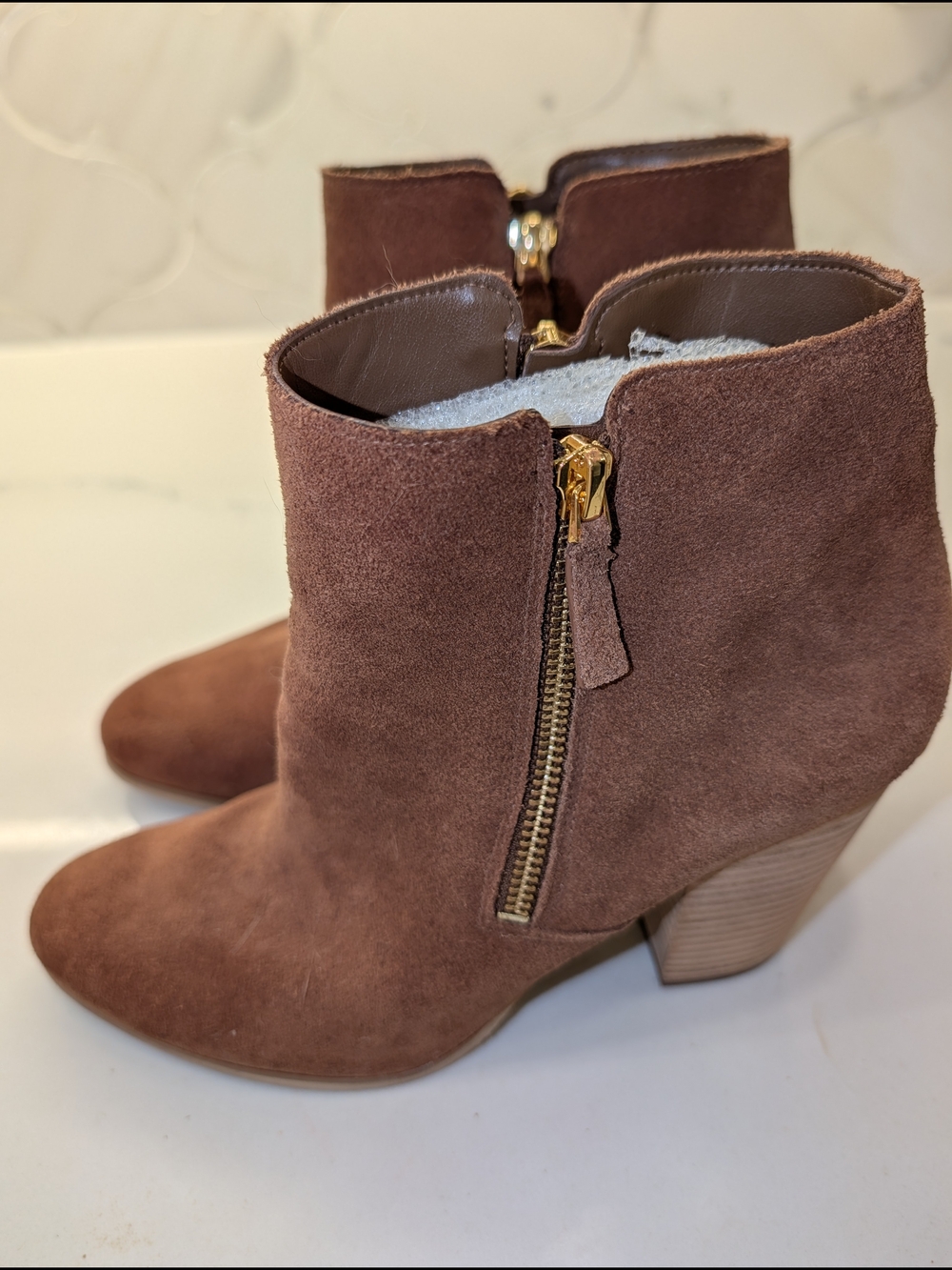 Michael Kors Women’s Brown Suede Ankle Boots with Side Zips Size 9